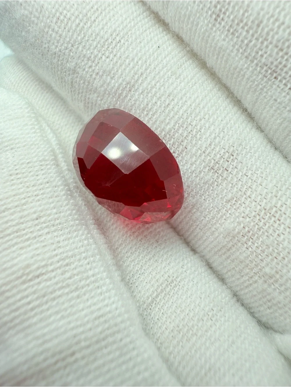 Vivid Red Oval Faceted Gemstone for Women’s Ring or Collection
